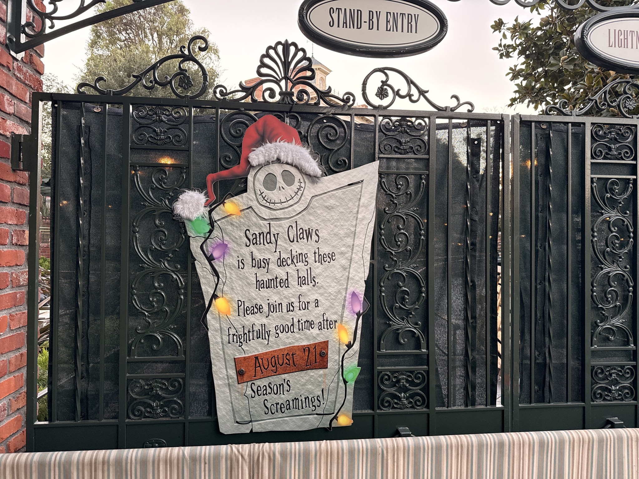 Haunted Mansion Holiday